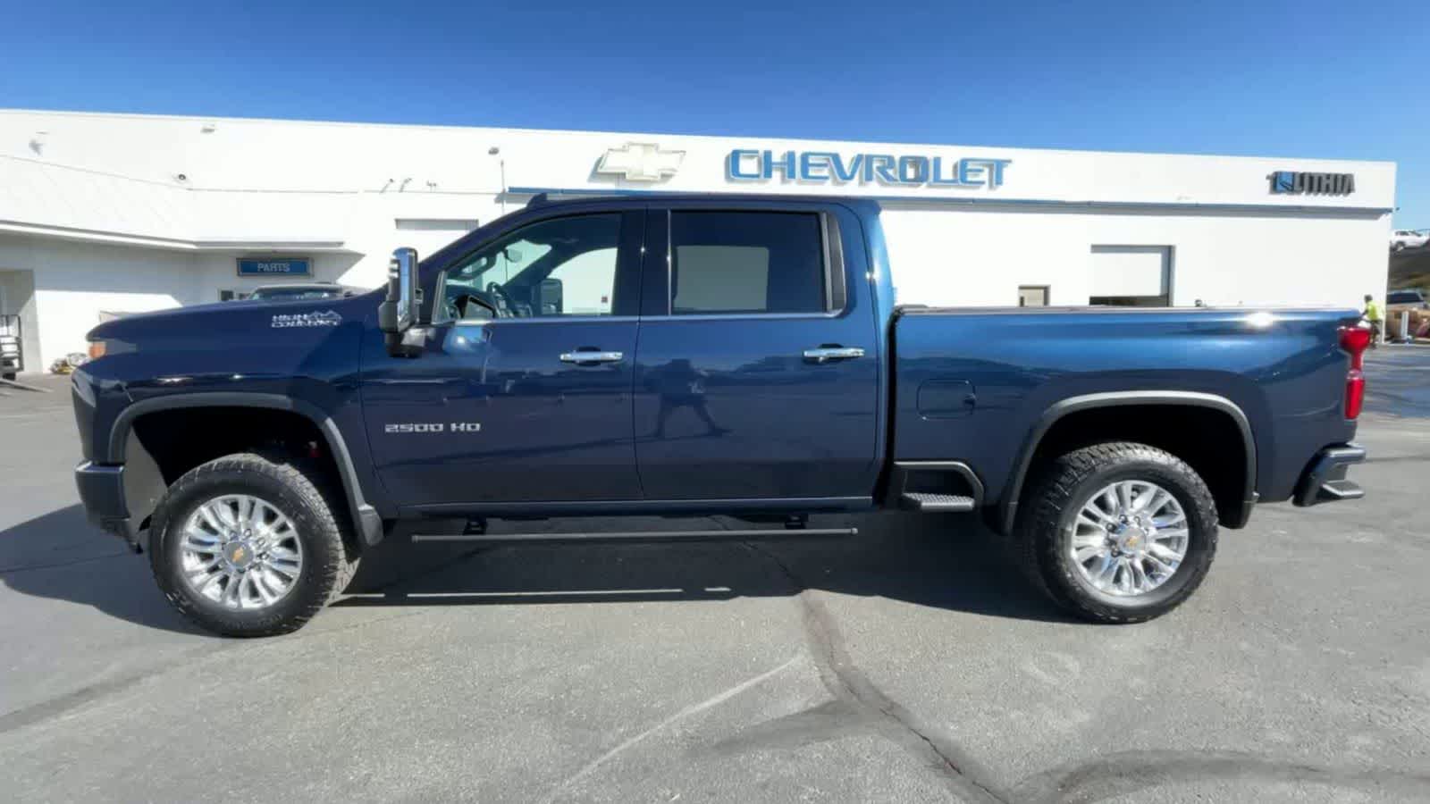 2021 Chevrolet Silverado 2500HD High Country 4WD Crew Cab 159 5