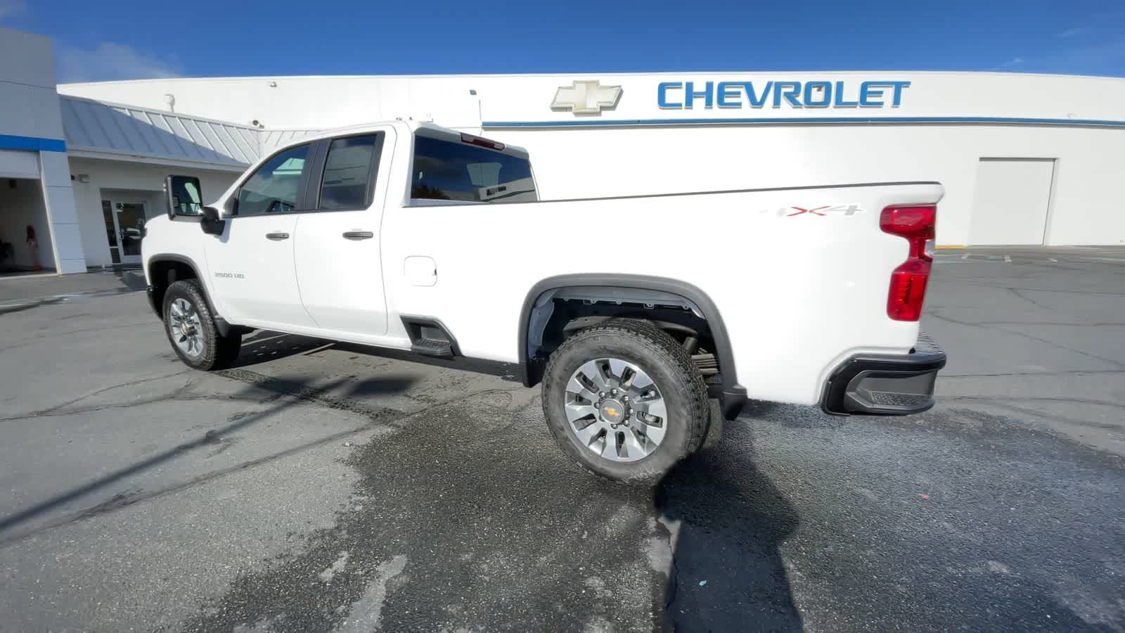 2025 Chevrolet Silverado 2500HD Custom 4WD Double Cab 162 6