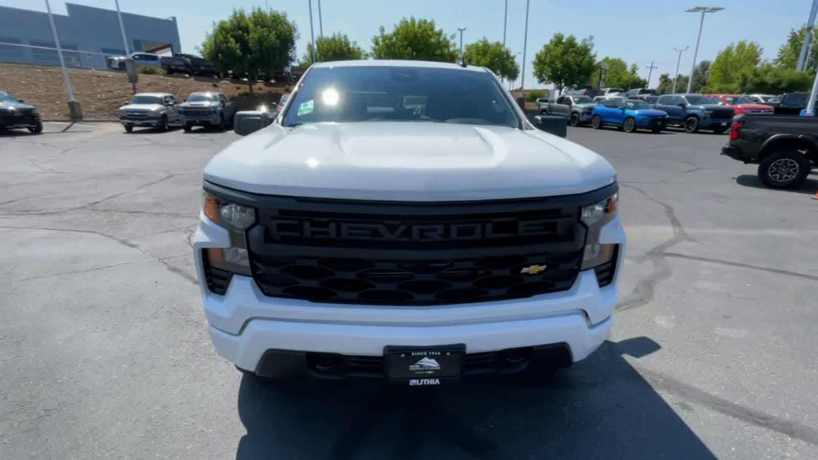 2024 Chevrolet Silverado 1500 Custom 4WD Crew Cab 147 3