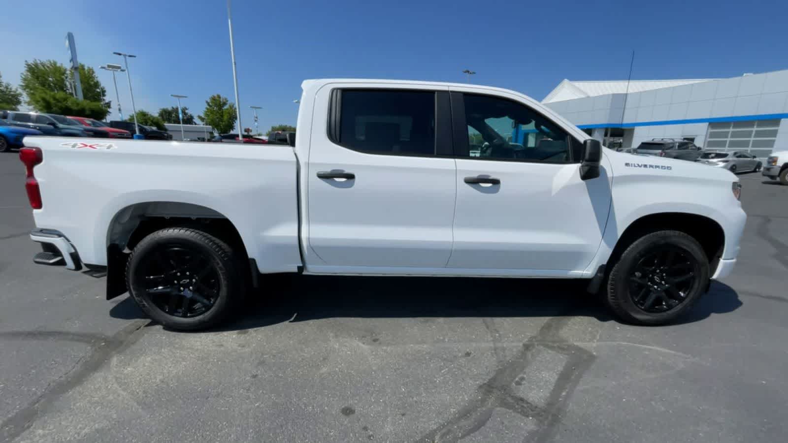 2024 Chevrolet Silverado 1500 Custom 4WD Crew Cab 147 9