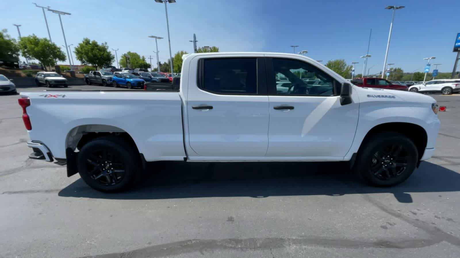 2024 Chevrolet Silverado 1500 Custom 4WD Crew Cab 157 9