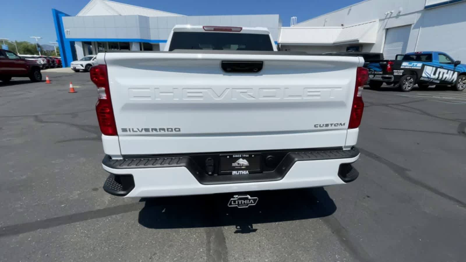 2024 Chevrolet Silverado 1500 Custom 4WD Crew Cab 157 7