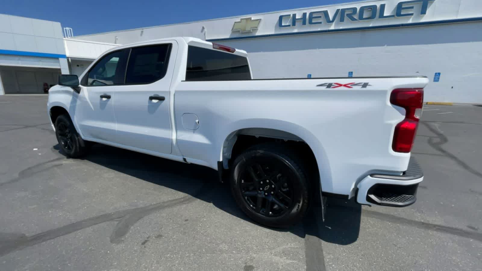 2024 Chevrolet Silverado 1500 Custom 4WD Crew Cab 157 6