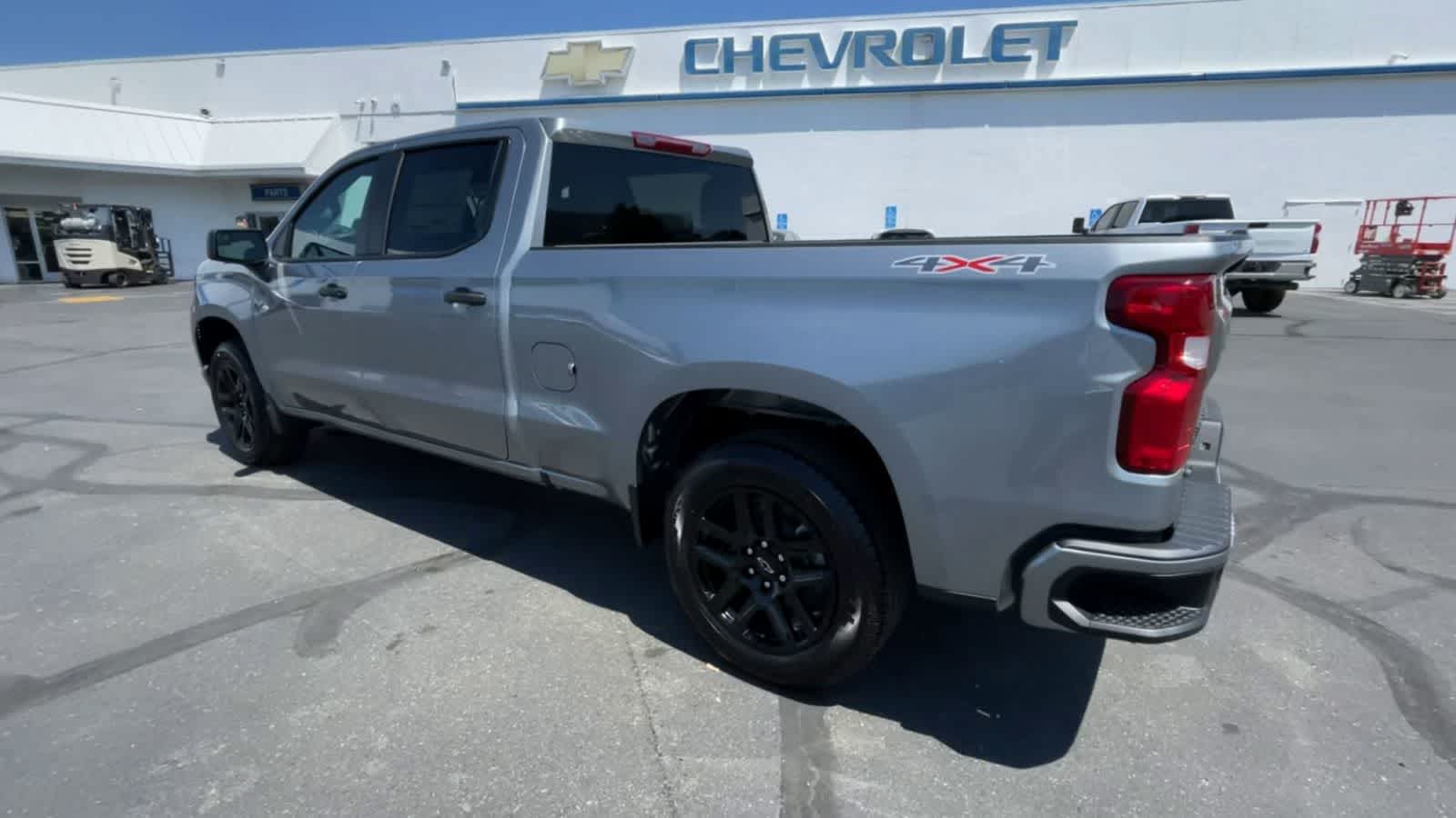 2024 Chevrolet Silverado 1500 Custom 4WD Crew Cab 157 6