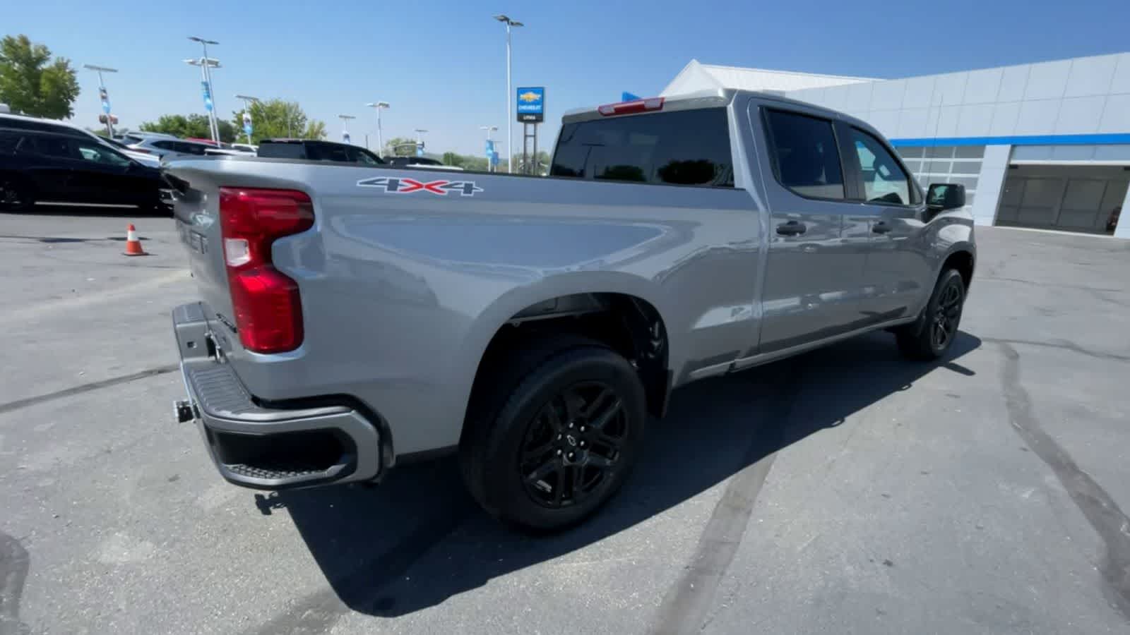 2024 Chevrolet Silverado 1500 Custom 4WD Crew Cab 157 8