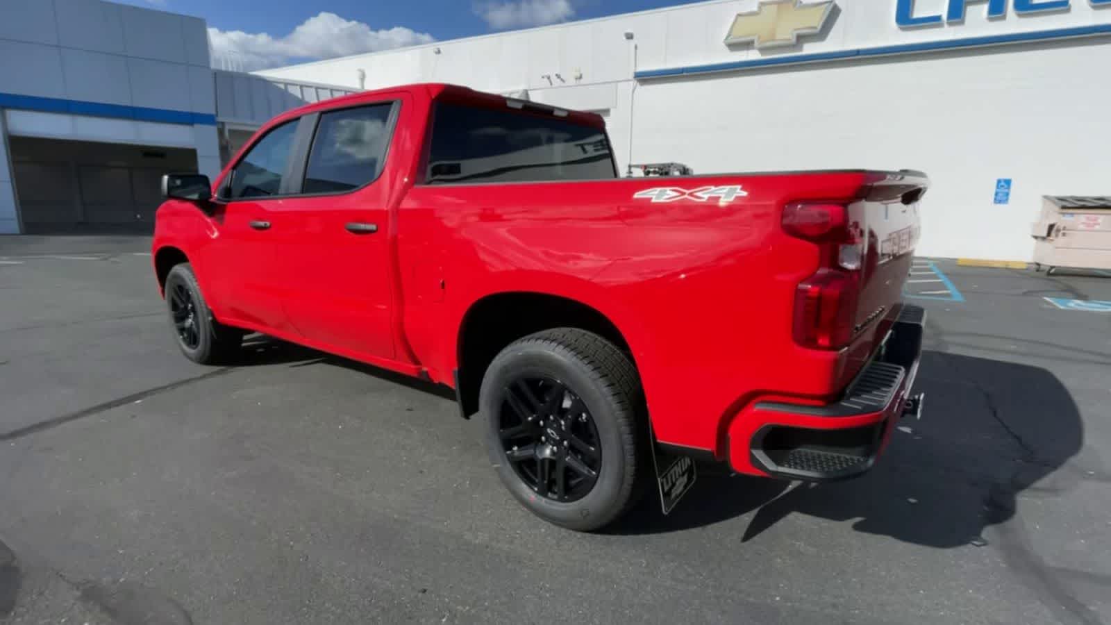 2024 Chevrolet Silverado 1500 Custom 4WD Crew Cab 147 6