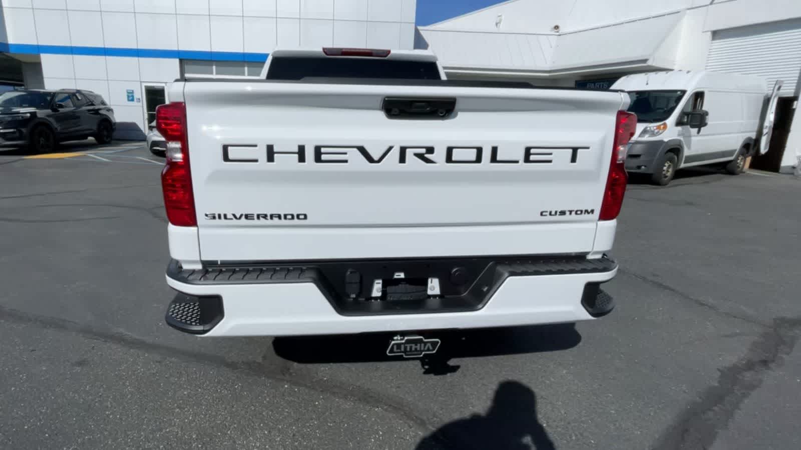 2024 Chevrolet Silverado 1500 Custom 4WD Crew Cab 157 7