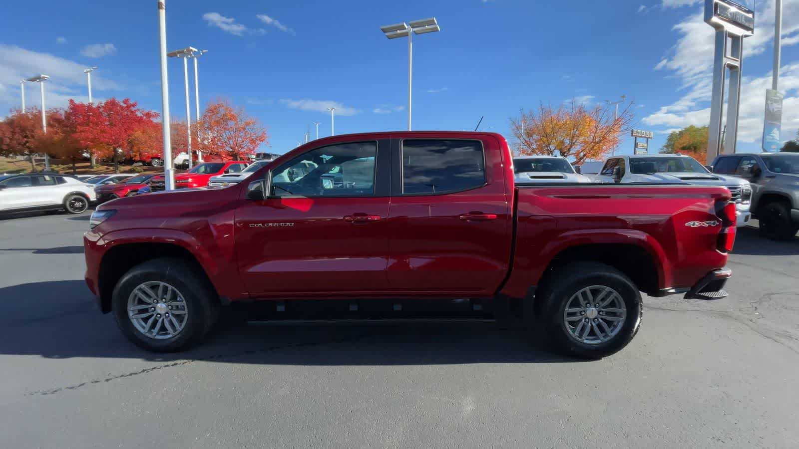 2024 Chevrolet Colorado 4WD LT Crew Cab 5