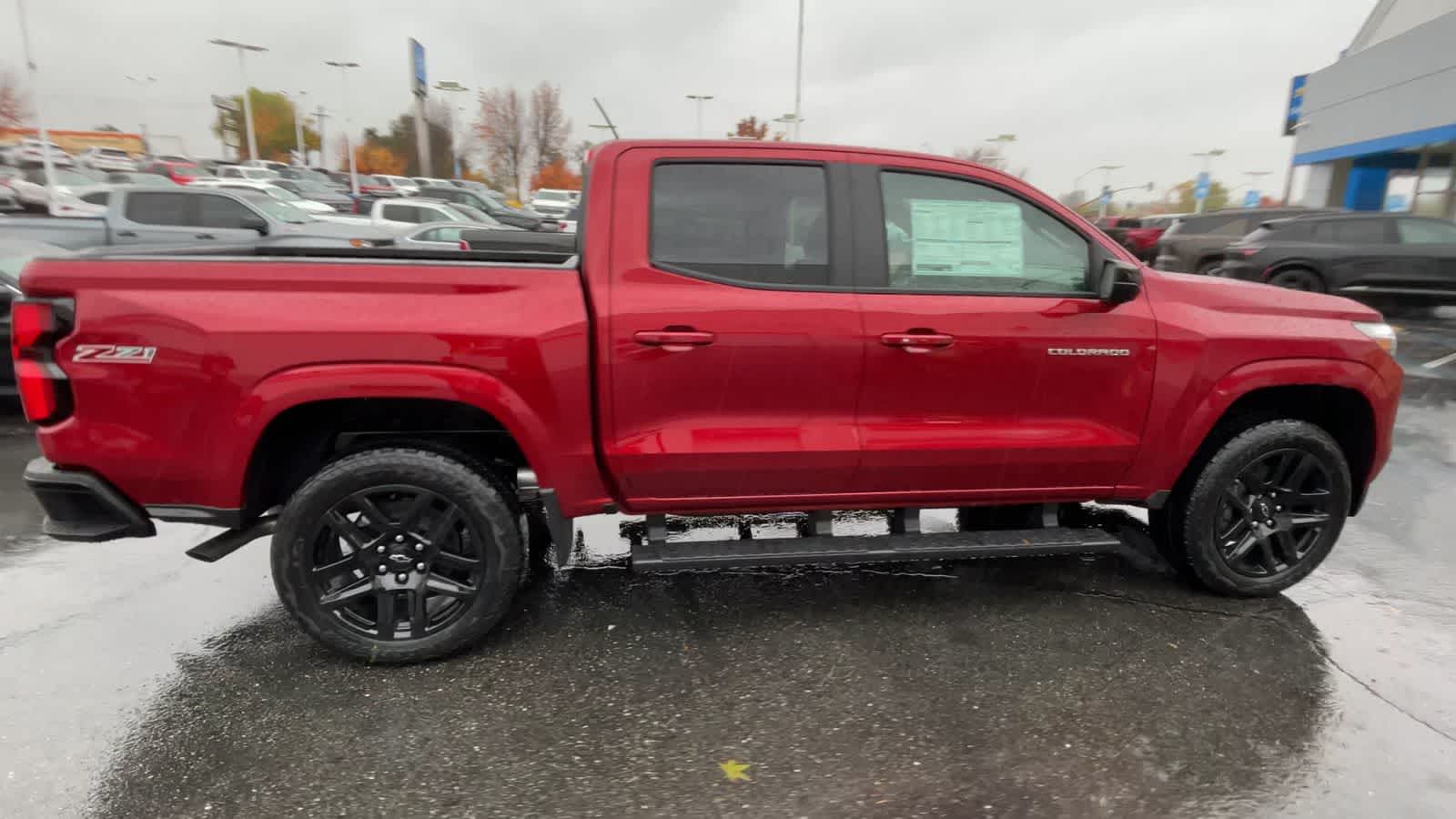 2024 Chevrolet Colorado 4WD Z71 Crew Cab 9