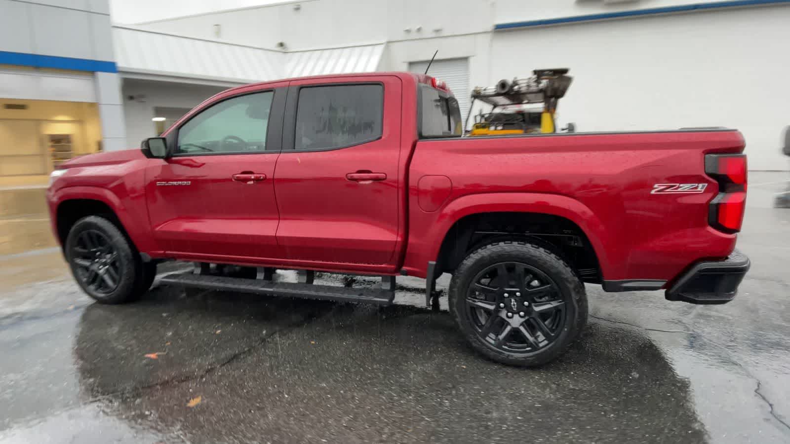 2024 Chevrolet Colorado 4WD Z71 Crew Cab 6