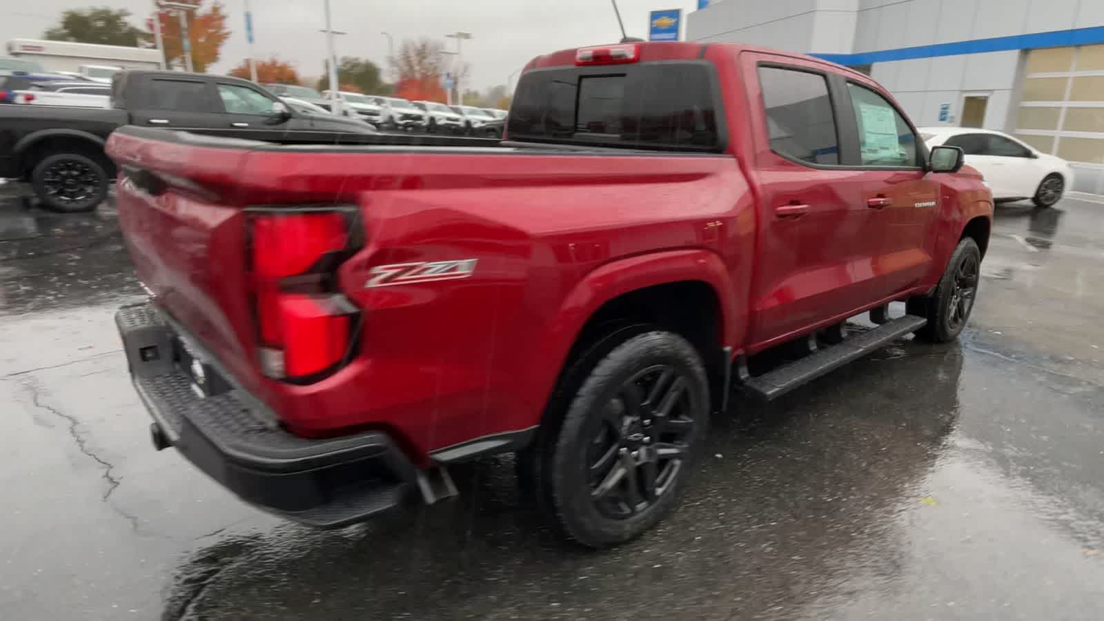 2024 Chevrolet Colorado 4WD Z71 Crew Cab 8