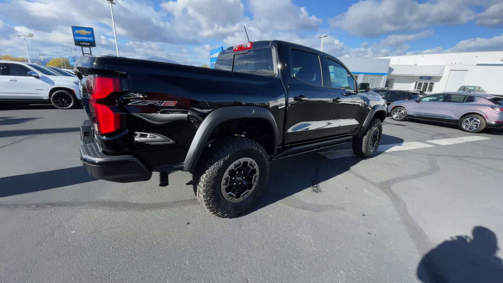 2024 Chevrolet Colorado 4WD ZR2 Crew Cab 8