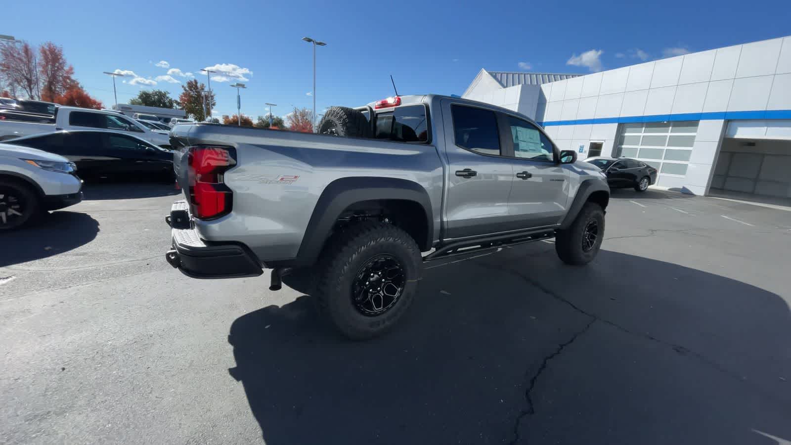 2024 Chevrolet Colorado 4WD ZR2 Crew Cab 8