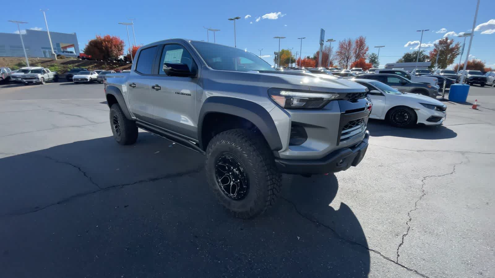 2024 Chevrolet Colorado 4WD ZR2 Crew Cab 2