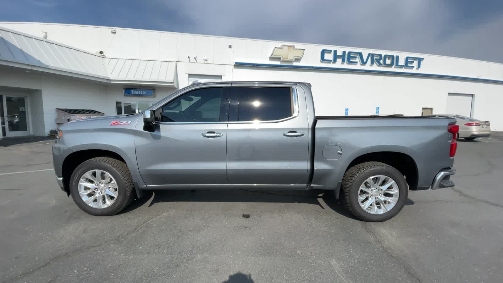 2019 Chevrolet Silverado 1500 LTZ 4WD Crew Cab 147 5