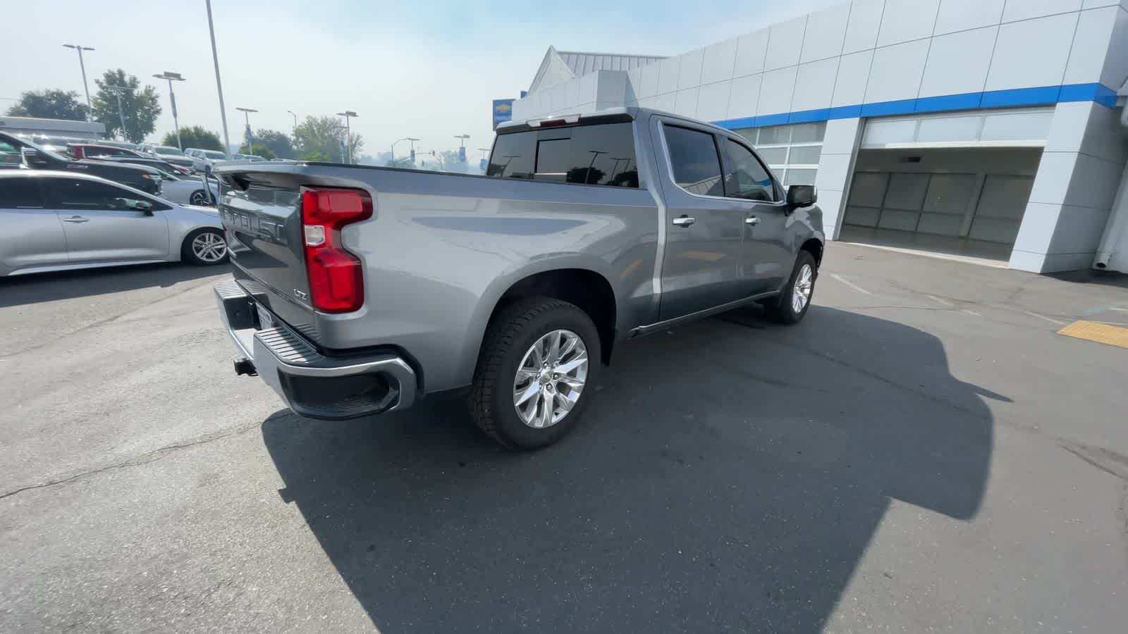 2019 Chevrolet Silverado 1500 LTZ 4WD Crew Cab 147 8