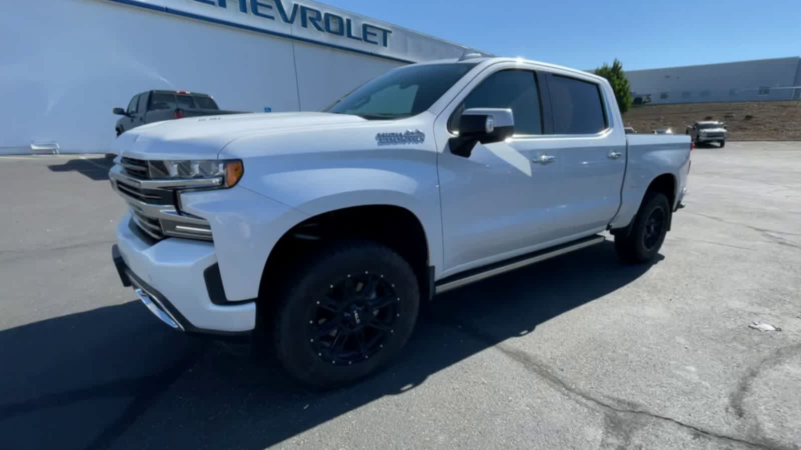 2019 Chevrolet Silverado 1500 High Country 4WD Crew Cab 147 4