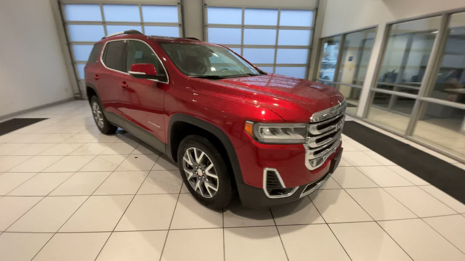 2023 GMC Acadia SLT 2