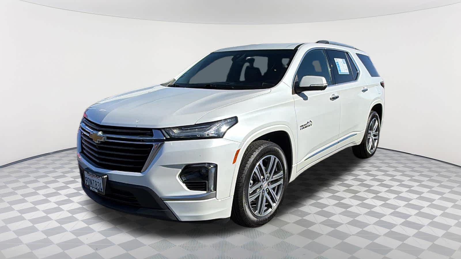2023 Chevrolet Traverse High Country FWD