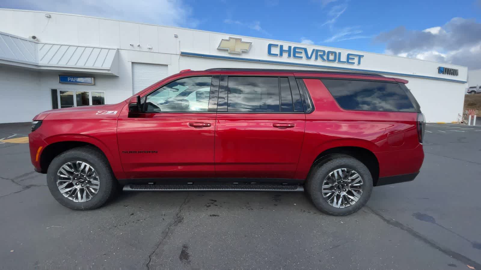 2025 Chevrolet Suburban Z71 5