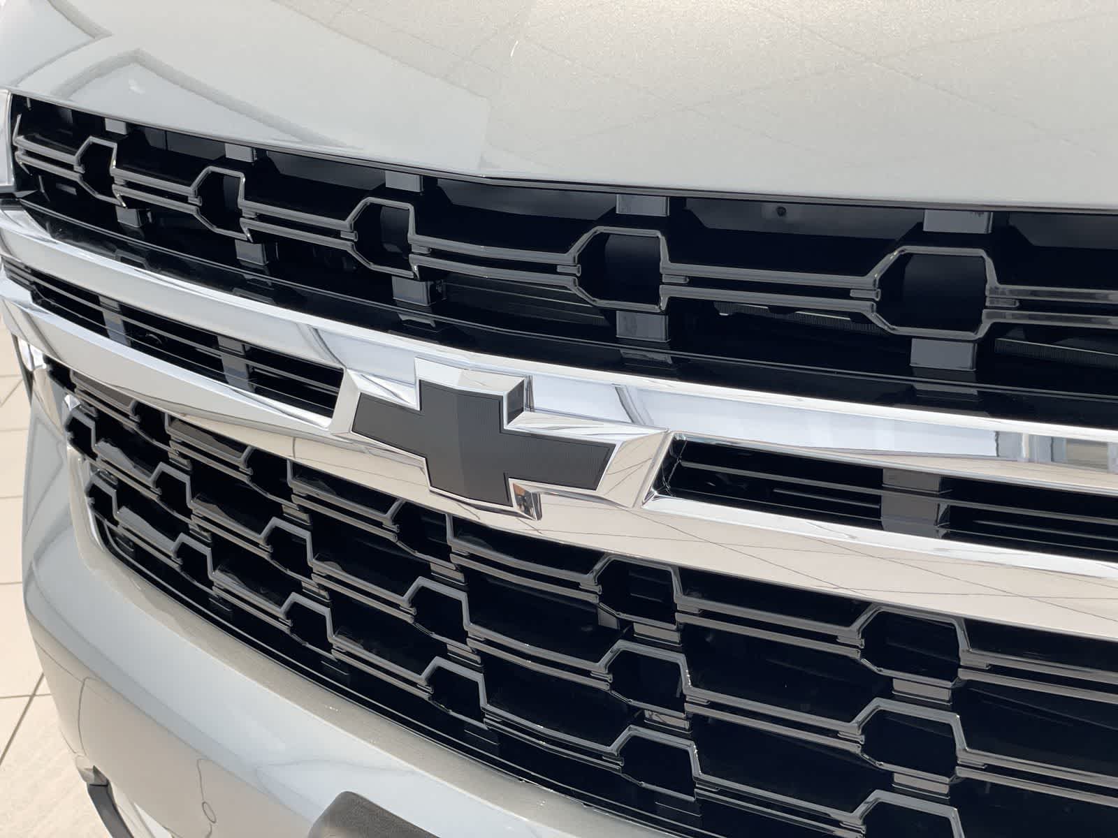 2024 Chevrolet Suburban LS 30