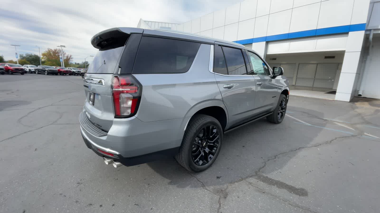 2024 Chevrolet Tahoe Premier 8