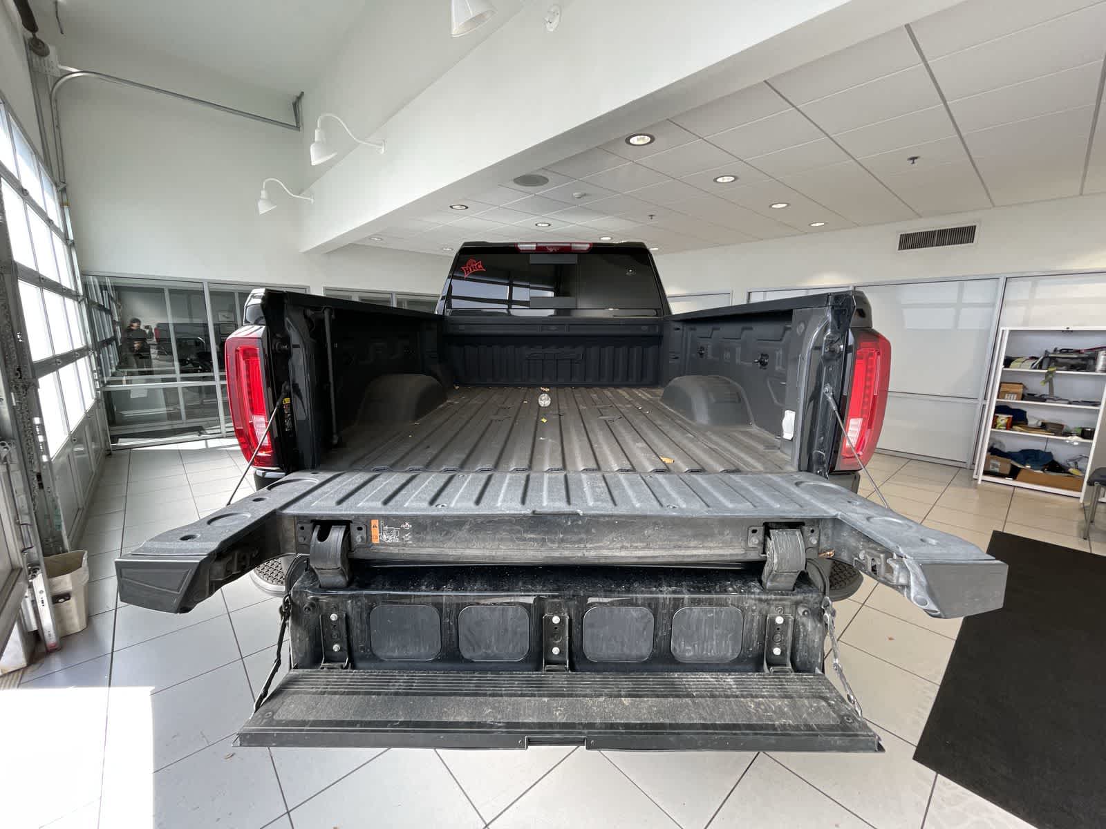 2022 GMC Sierra 3500HD AT4 4WD Crew Cab 159 27