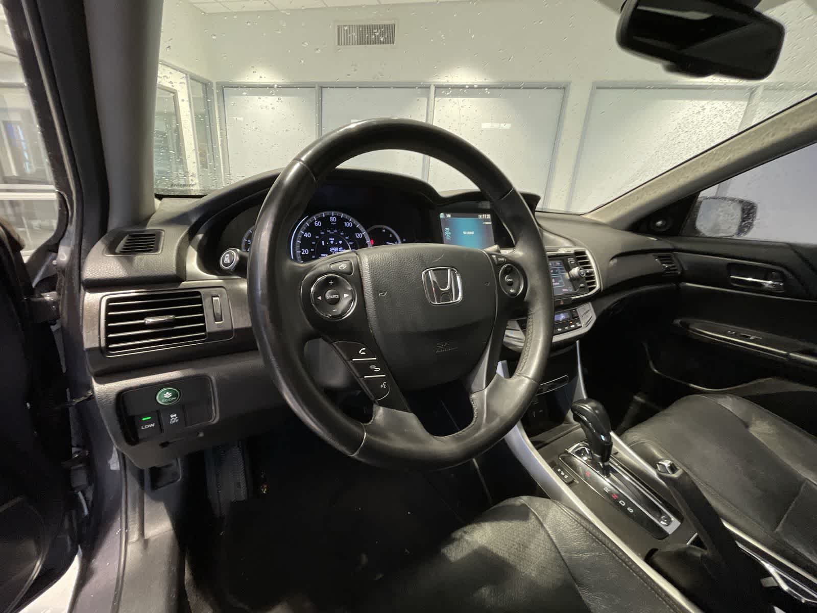 2015 Honda Accord EX-L 16