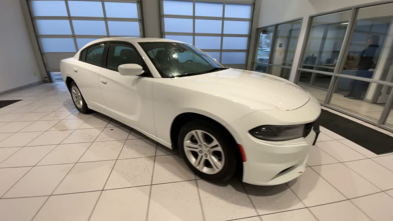 2021 Dodge Charger SXT 2