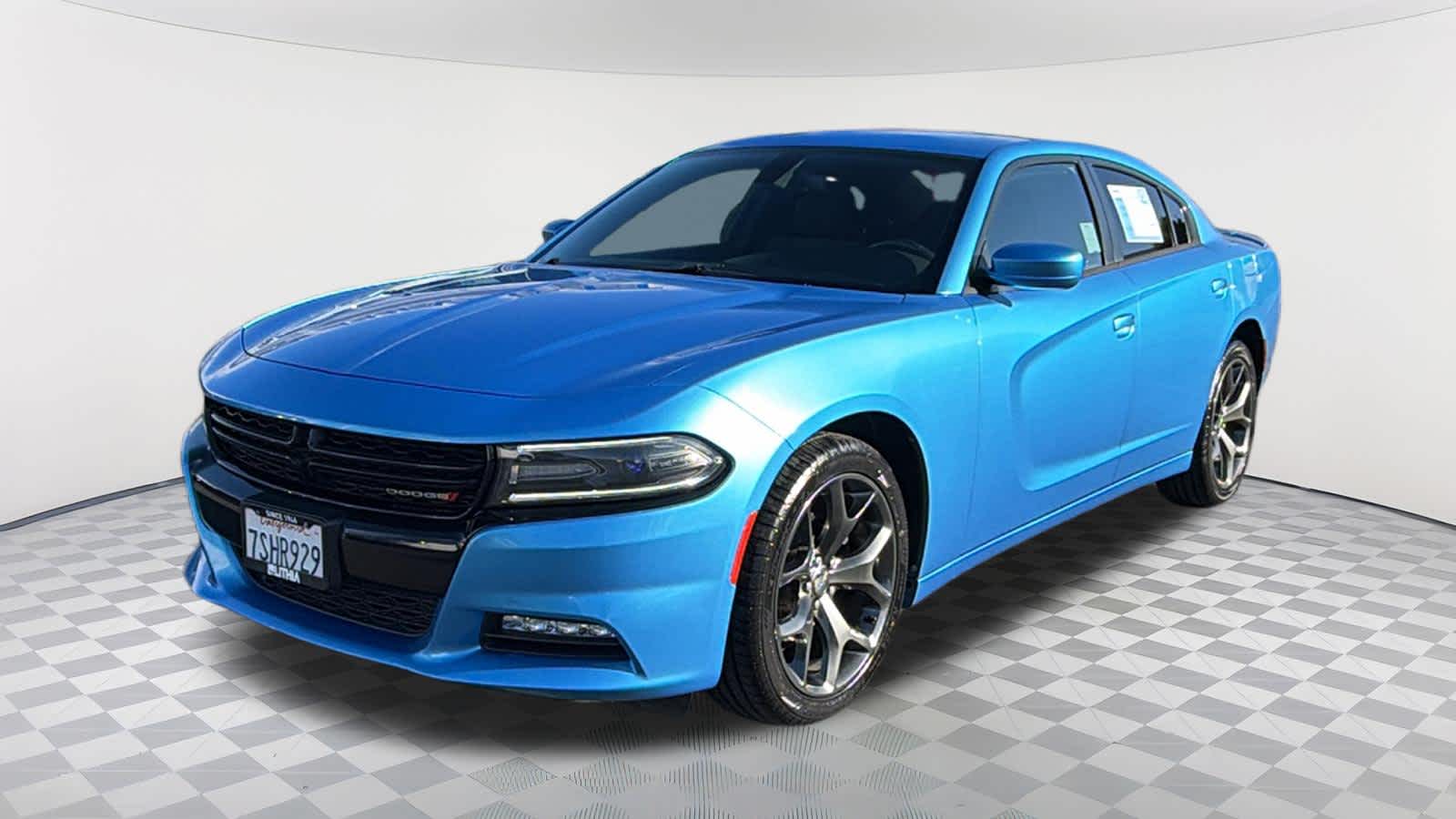 2015 Dodge Charger SXT RWD