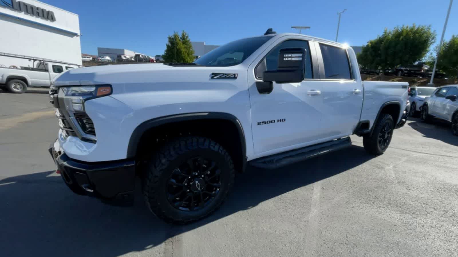 2025 Chevrolet Silverado 2500HD LT 4WD Crew Cab 159 4