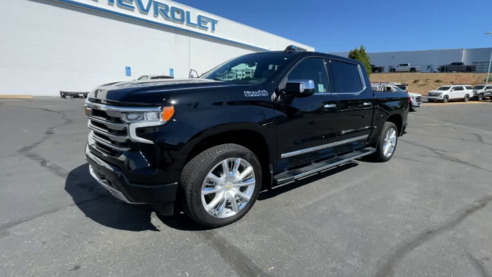 2023 Chevrolet Silverado 1500 High Country 4WD Crew Cab 147 4