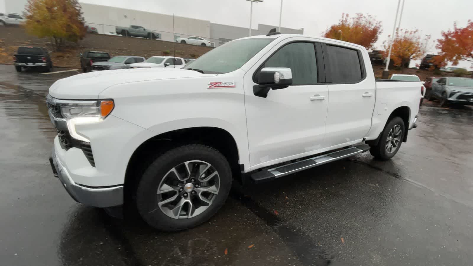 2025 Chevrolet Silverado 1500 LT 4WD Crew Cab 147 4