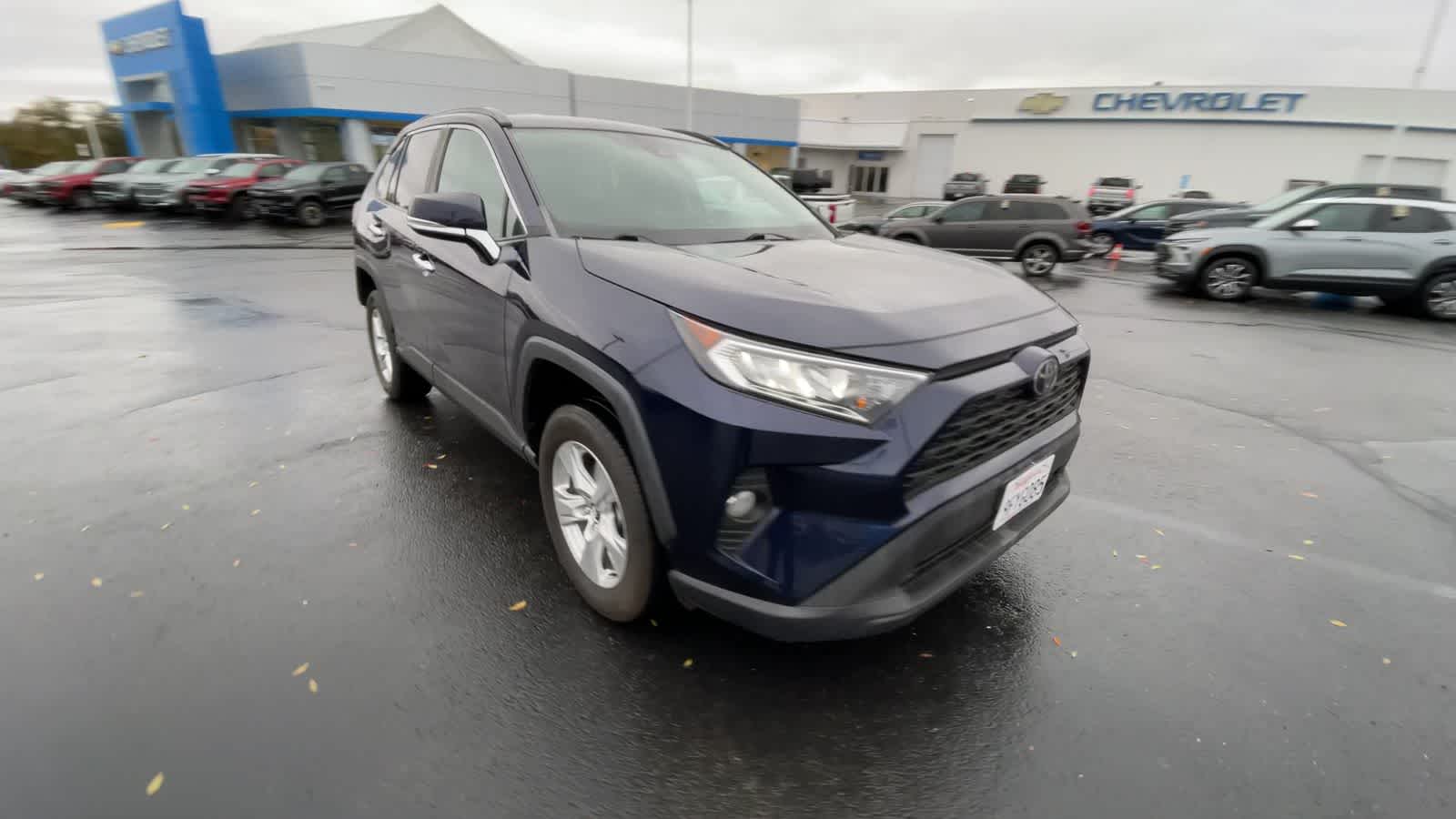 2020 Toyota RAV4 XLE 2