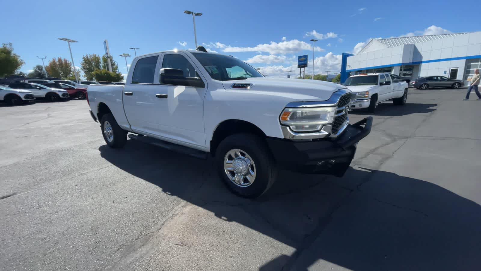 2019 Ram 2500 Tradesman 4x4 Crew Cab 64 Box 2