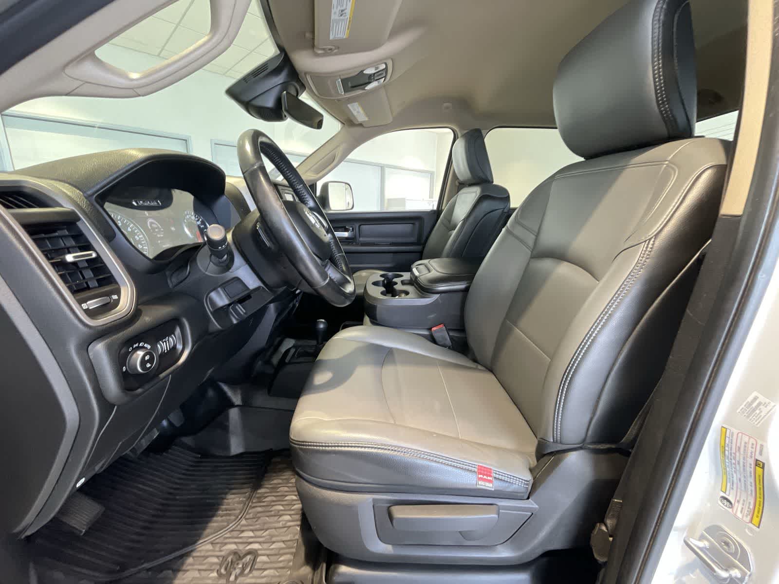 2019 Ram 2500 Tradesman 4x4 Crew Cab 64 Box 19