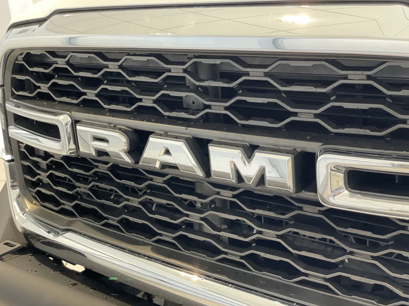 2019 Ram 2500 Tradesman 4x4 Crew Cab 64 Box 30