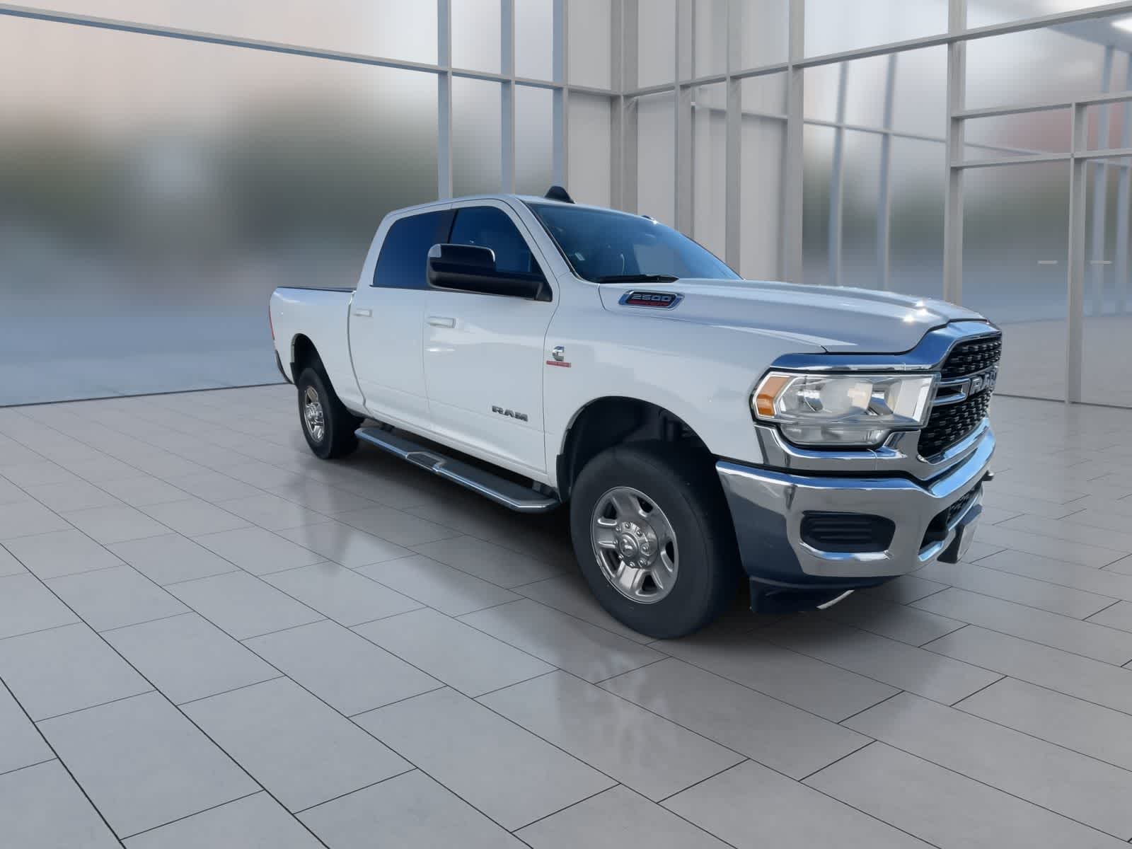 2022 Ram 2500 Big Horn 4x4 Crew Cab 64 Box 2