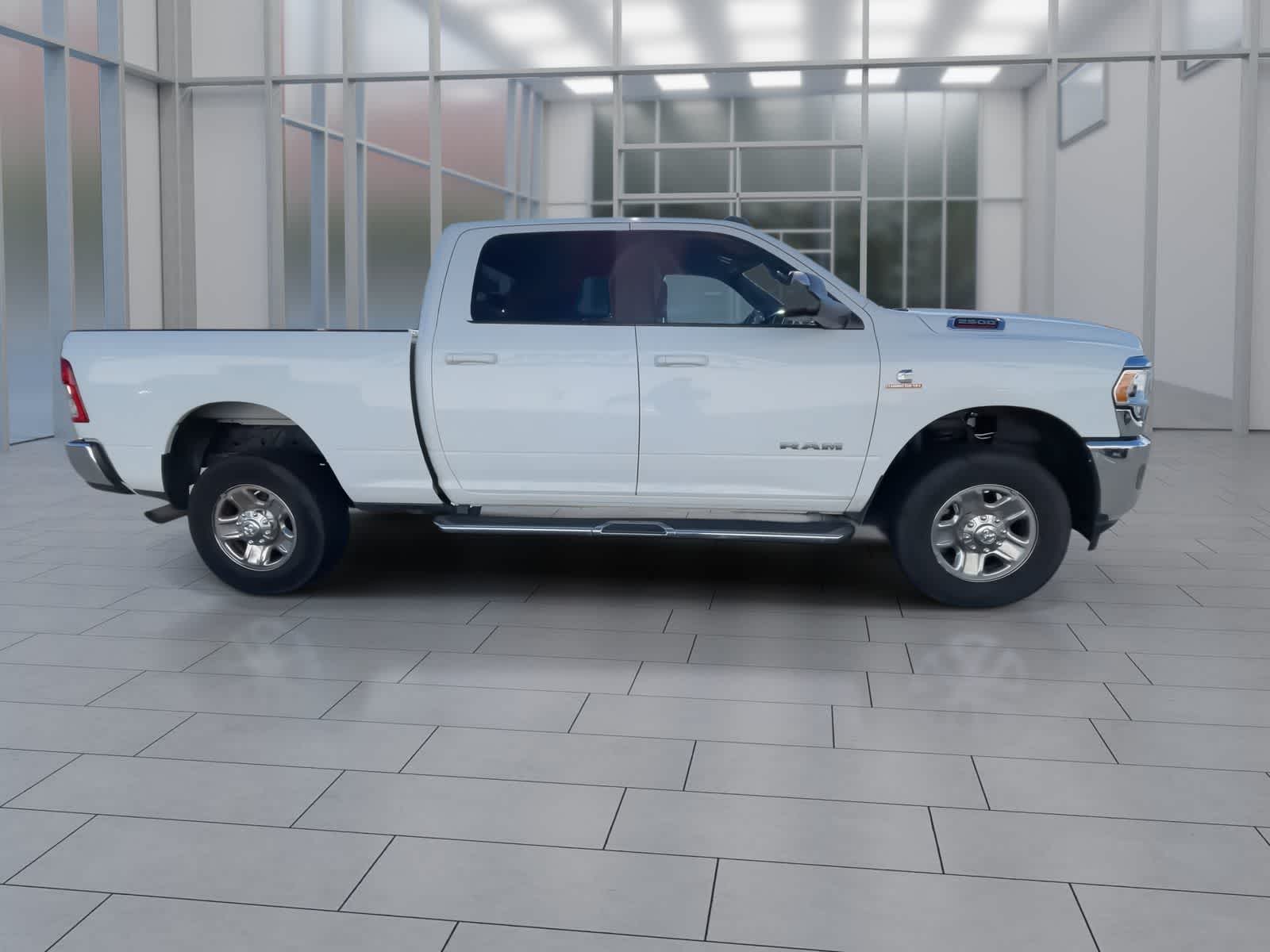 2022 Ram 2500 Big Horn 4x4 Crew Cab 64 Box 9