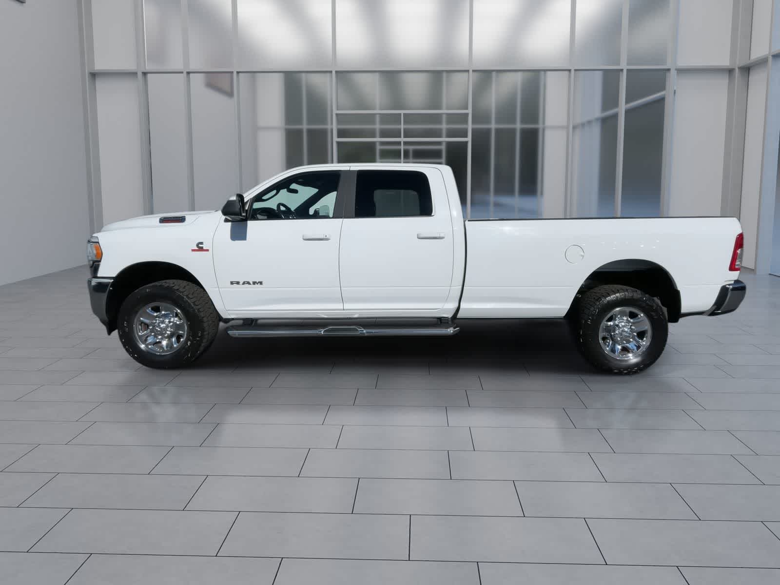 2022 Ram 2500 Big Horn 4x4 Crew Cab 8 Box 5