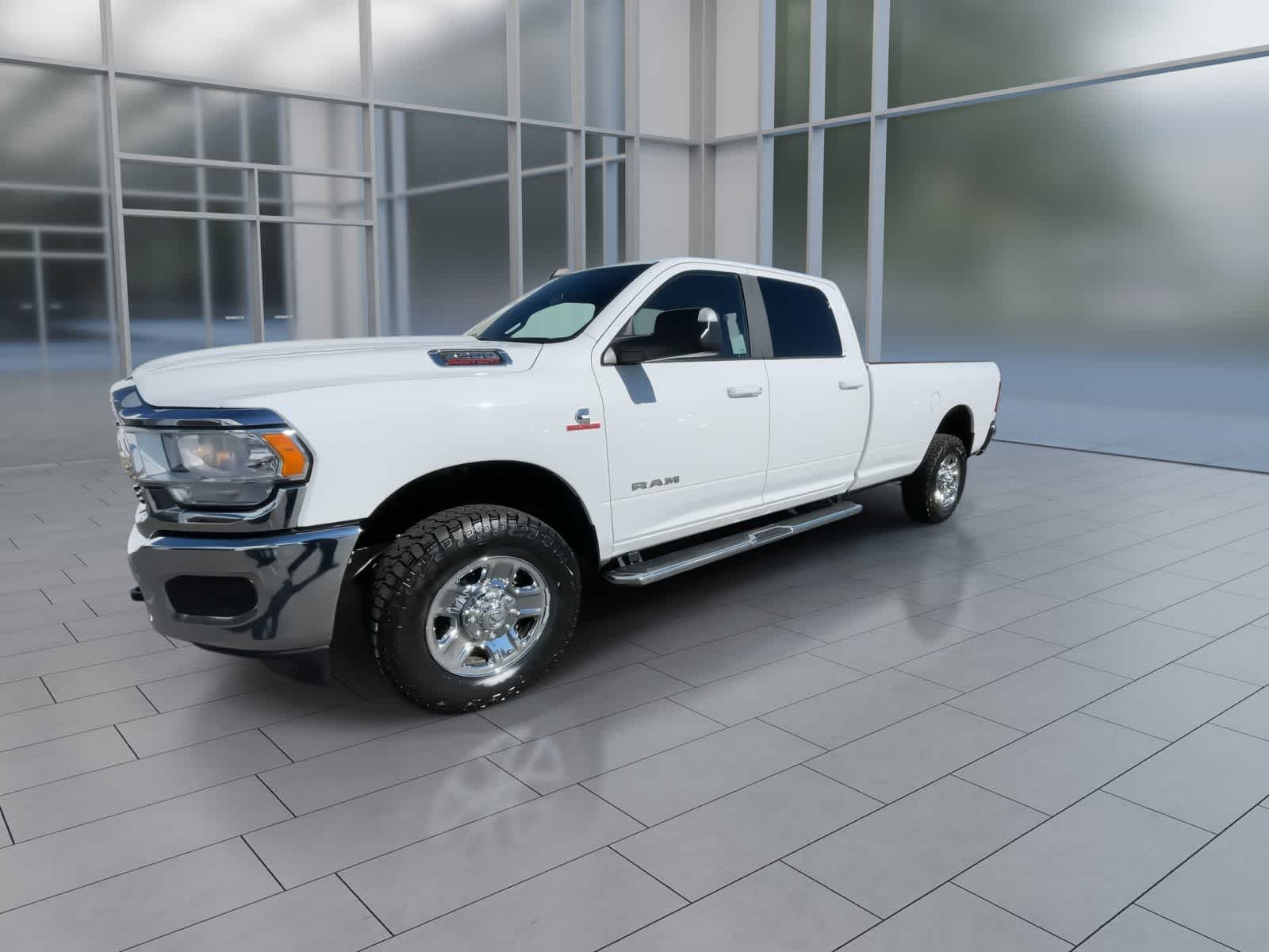 2022 Ram 2500 Big Horn 4x4 Crew Cab 8 Box 4