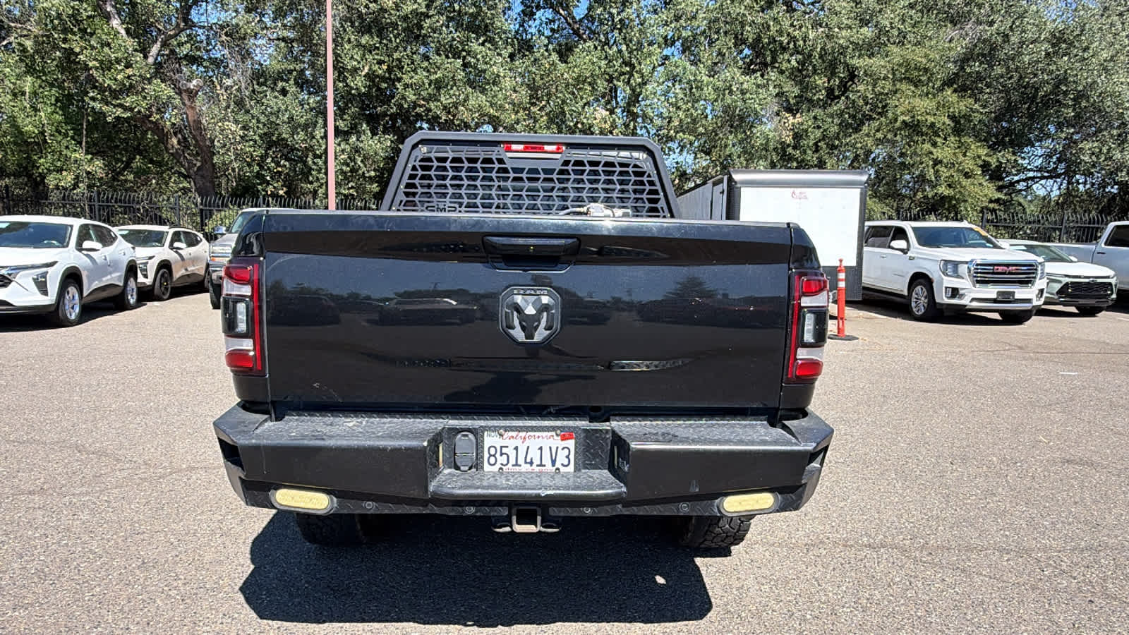 View vehicle photo 6