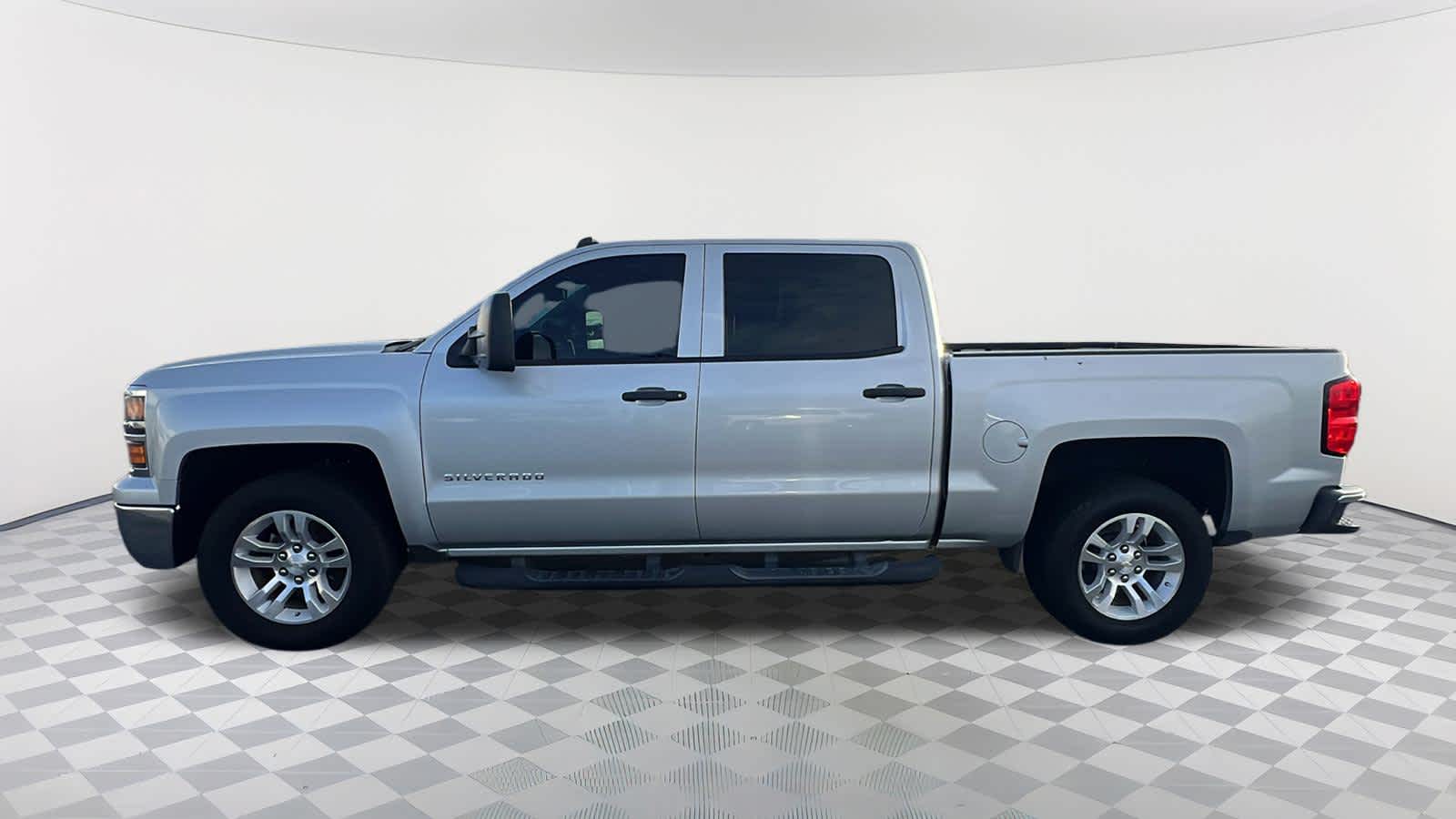 2014 Chevrolet Silverado 1500 LT 2WD Crew Cab 143.5 3