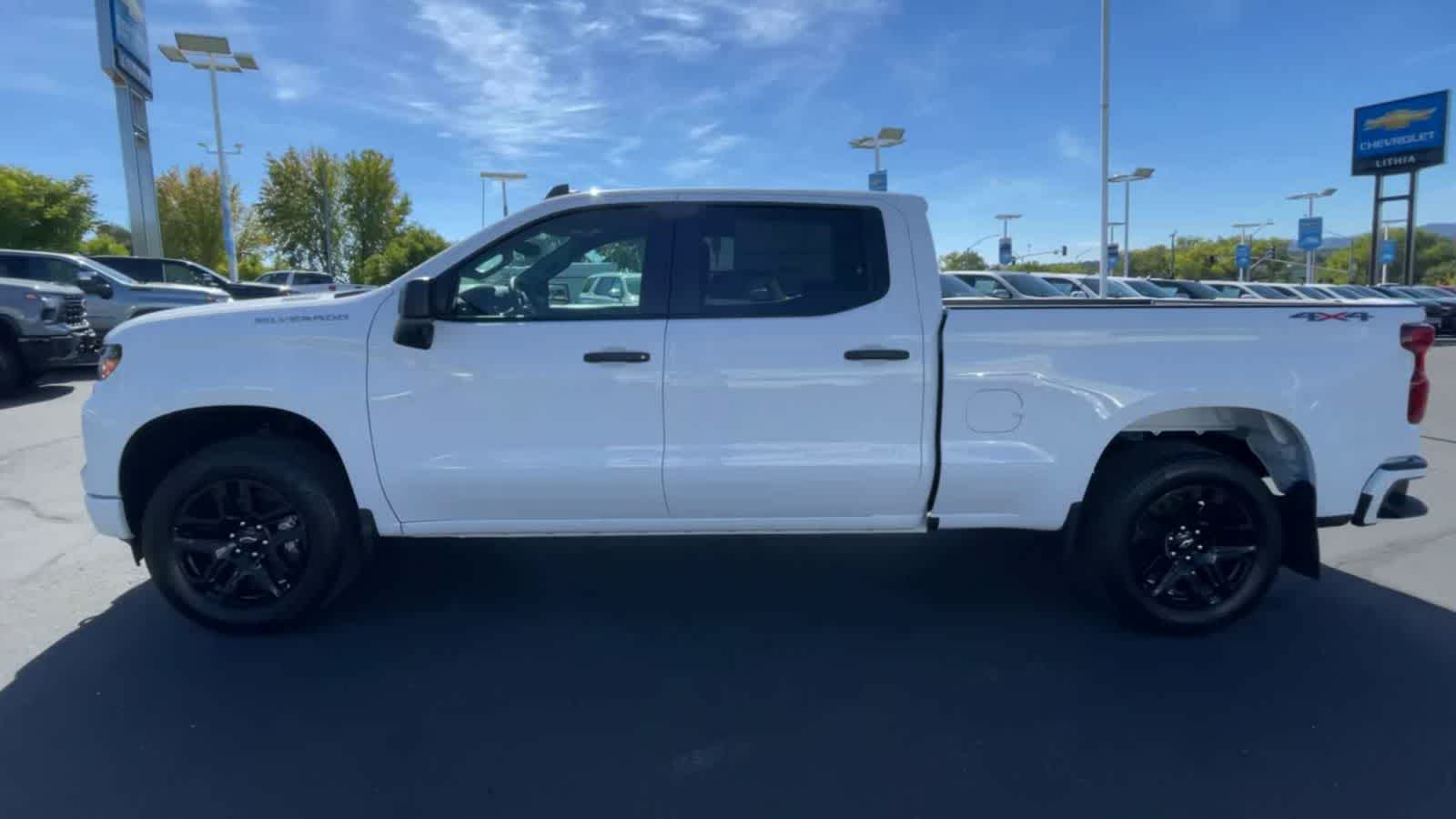 2024 Chevrolet Silverado 1500 Custom 4WD Crew Cab 157 5