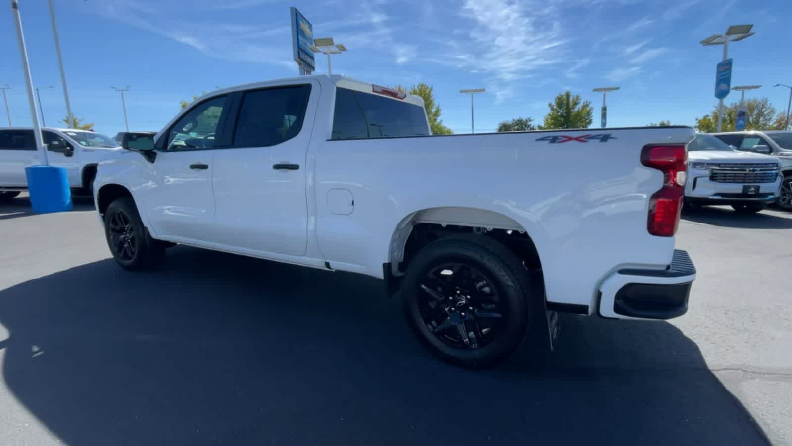 2024 Chevrolet Silverado 1500 Custom 4WD Crew Cab 157 6