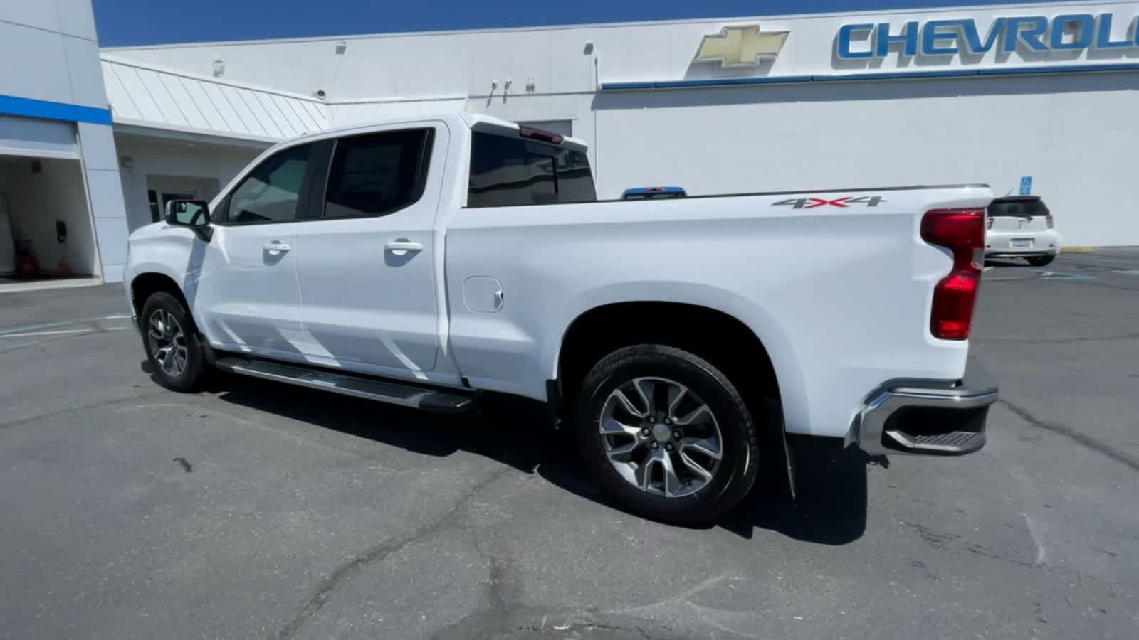 2024 Chevrolet Silverado 1500 LT 4WD Crew Cab 157 6