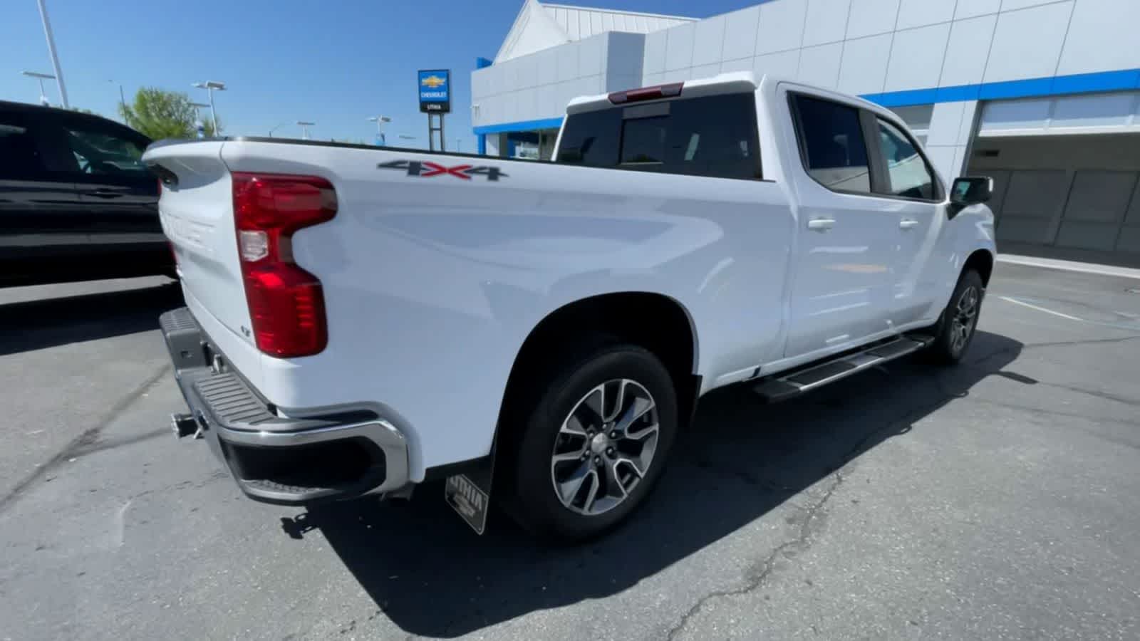 2024 Chevrolet Silverado 1500 LT 4WD Crew Cab 157 8