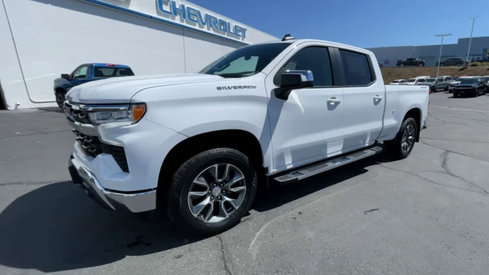 2024 Chevrolet Silverado 1500 LT 4WD Crew Cab 157 4