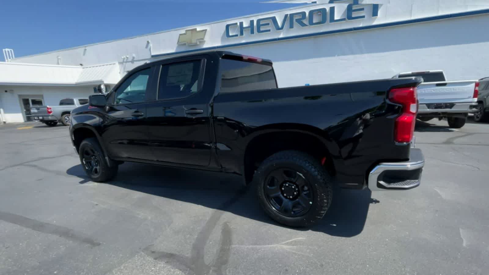 2024 Chevrolet Silverado 1500 Work Truck 4WD Crew Cab 147 6