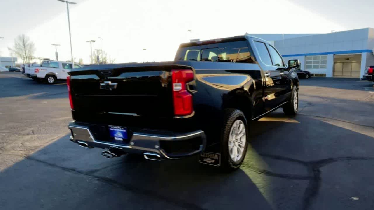 2023 Chevrolet Silverado 1500 LTZ 4WD Crew Cab 157 8